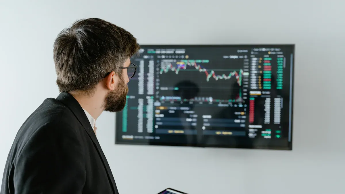 RSI vs MACD Comparison
